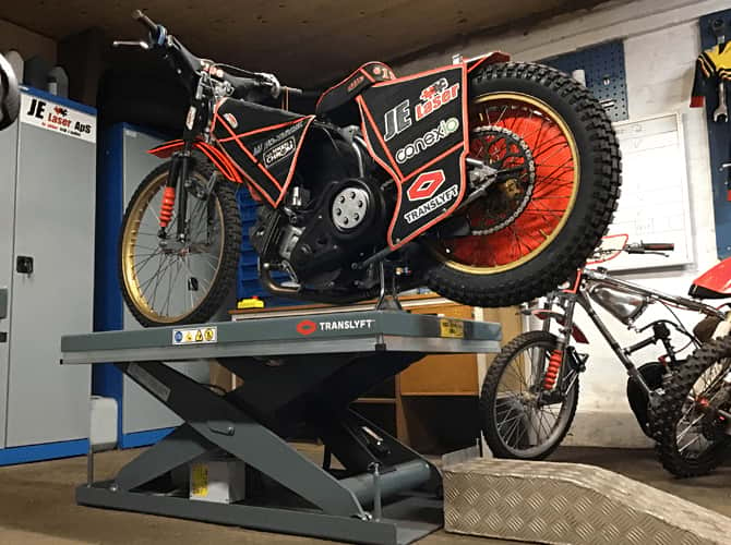speedway bike on lifting table